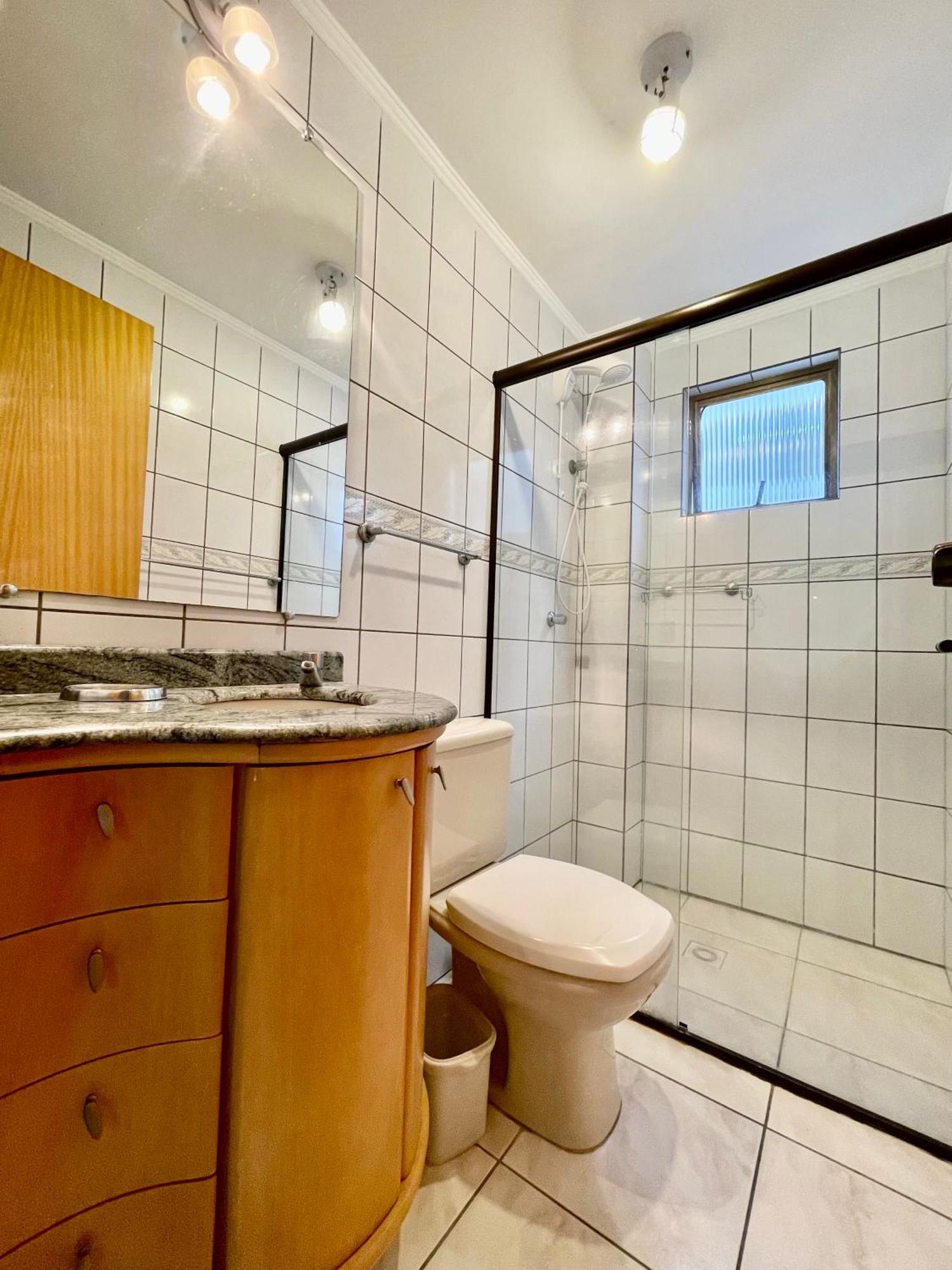 187 Apartamento 50M Da Praia. Bela Vista Ao Mar. Em Avenida Principal De Bombinhas. Exterior foto