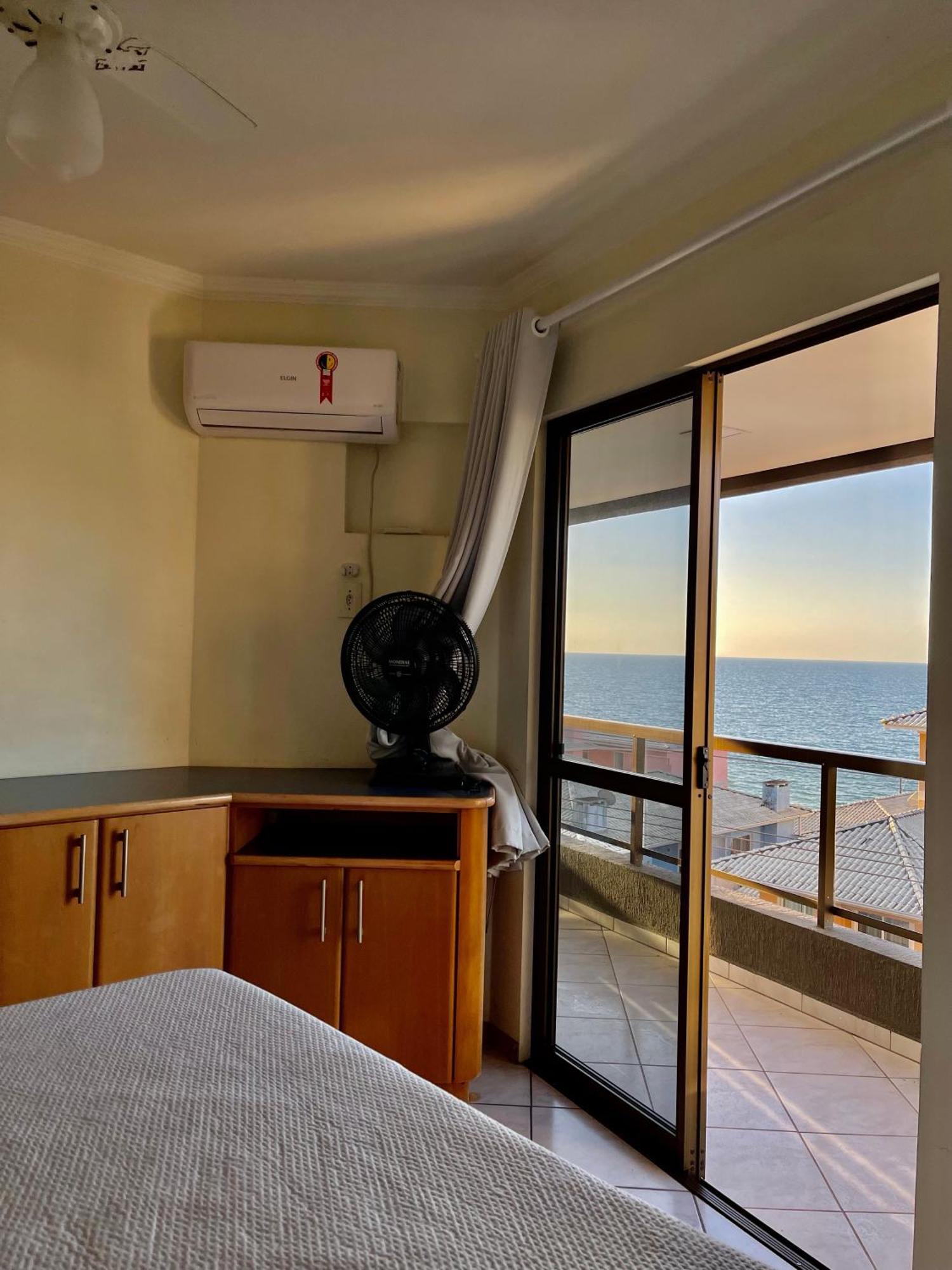 187 Apartamento 50M Da Praia. Bela Vista Ao Mar. Em Avenida Principal De Bombinhas. Exterior foto