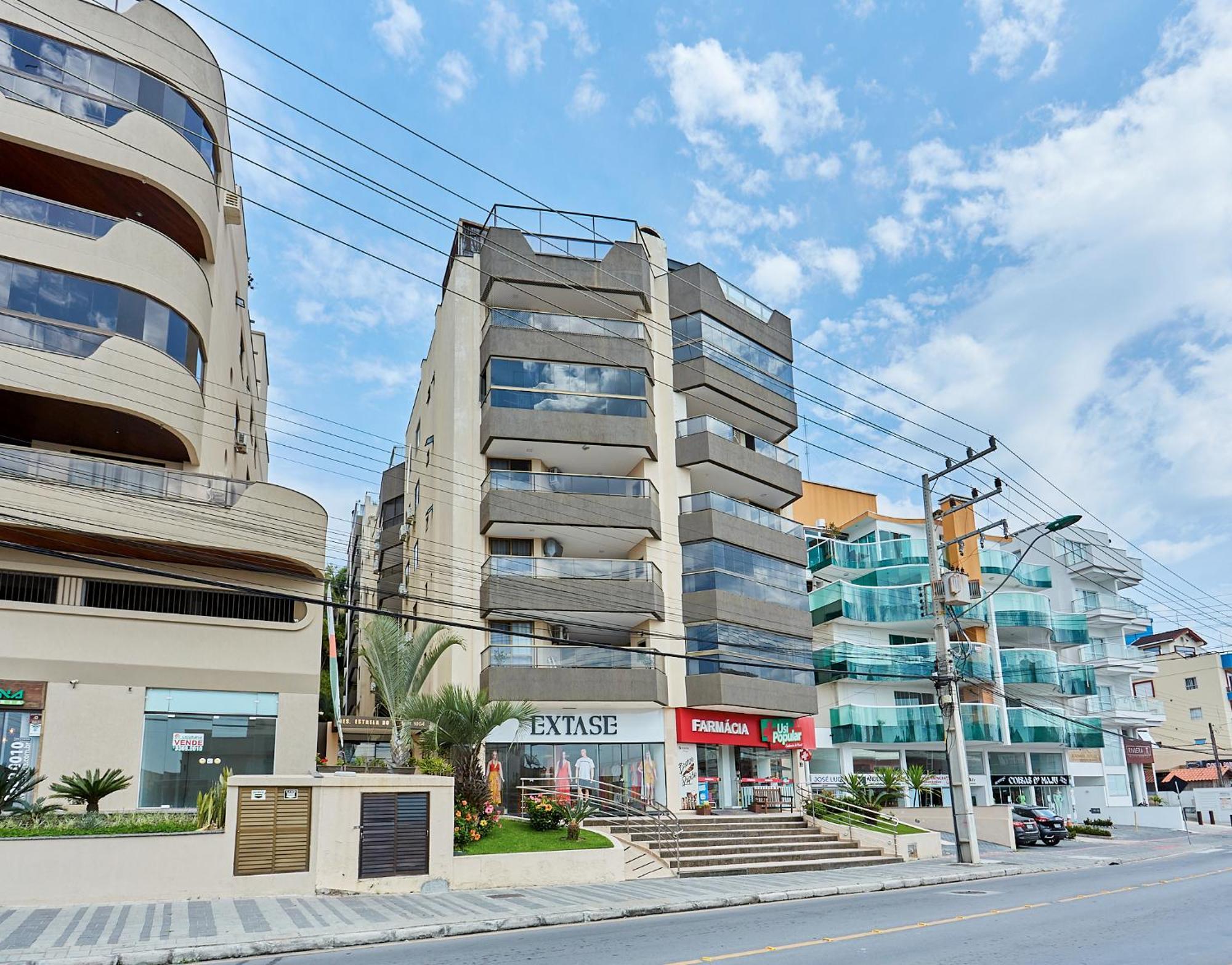 187 Apartamento 50M Da Praia. Bela Vista Ao Mar. Em Avenida Principal De Bombinhas. Exterior foto